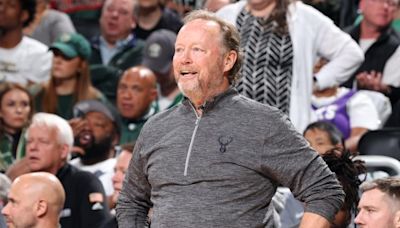 Why did the Suns hire Mike Budenholzer? Championship coach tasked with leading Devin Booker, Kevin Durant | Sporting News