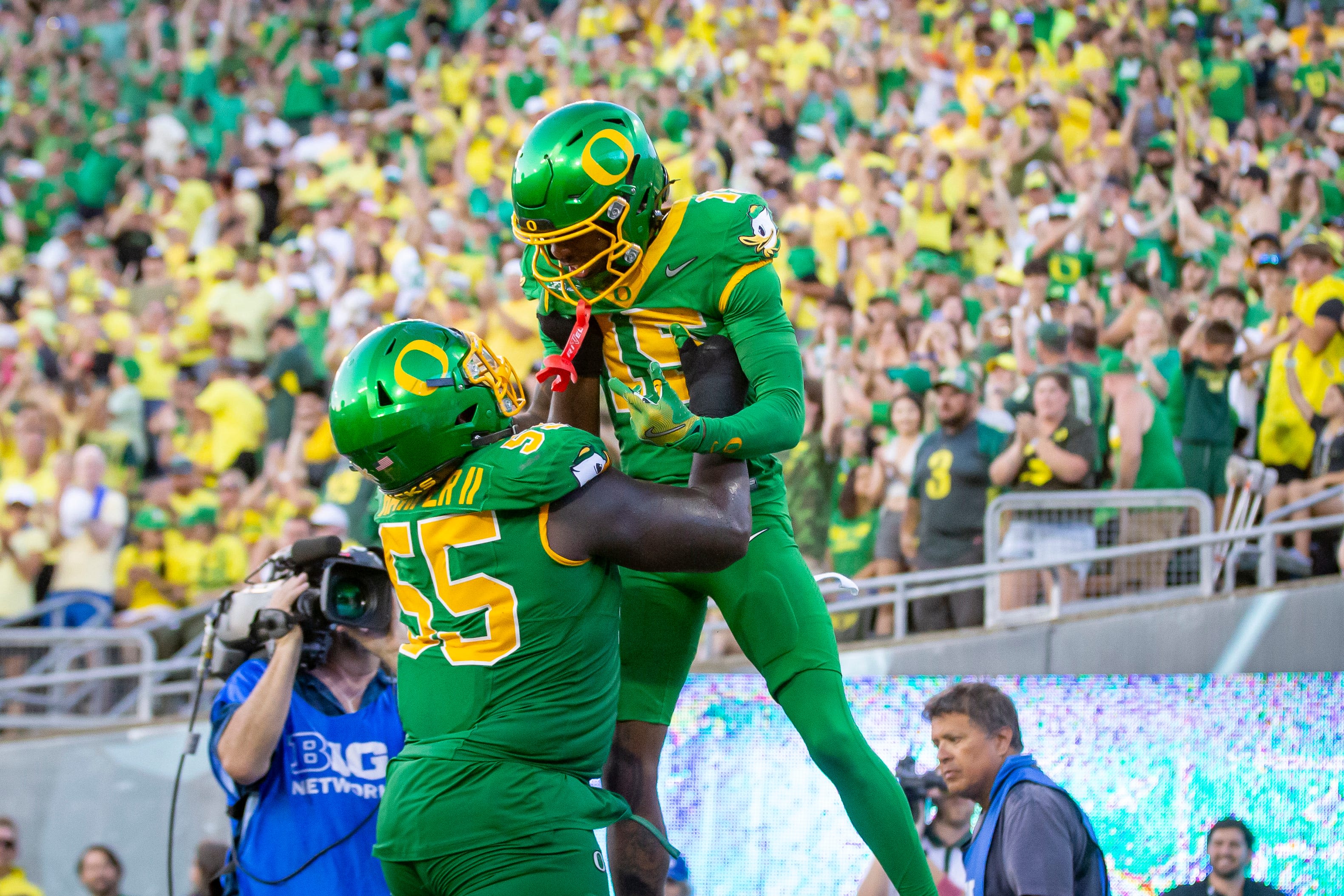 Oregon football vs. Boise State guide: Everything you need to know as Ducks host Broncos