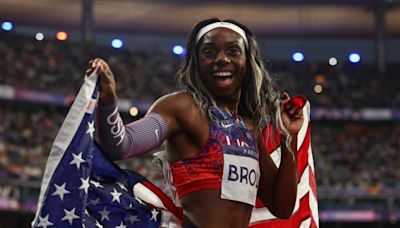 Fayetteville-trained sprinter wins bronze medal in 200-meter in Paris Games