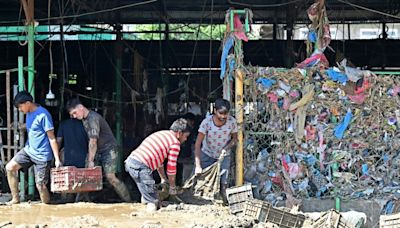 Nepal's urban poor count cost of 'nightmare' floods