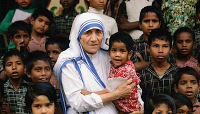 On this day in history, September 4, 2016, Mother Teresa is canonized: 'Generous dispenser of divine mercy'