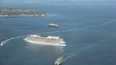 High winds strand 2 cruise ships in Elliott Bay