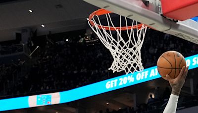 The Milwaukee Bucks have agreed to sign free agent shooting guard Gary Trent Jr.