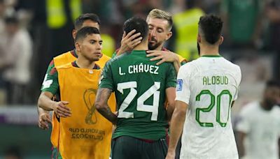 Luis Chávez conquista en fútbol ruso