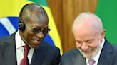 Lula discute cooperación con presidente de Benín, primer líder africano en visitarlo