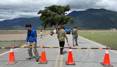 影/凱米颱風逼近！台東金城武樹「五花大綁」 禁止遊客進入