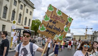 Sumar se fija en Alemania y pregunta al Gobierno su posición sobre la legalización de la marihuana