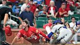 Cardinals rally in eighth, then hold off Cubs for win | Jefferson City News-Tribune