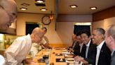 連接料理台和內場的「交界位」有多重要？日本知名壽司店「數寄屋橋次郎」為何需要這個角色發號施令？