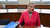 Bei Prozessbeginn: Melanie Müller weist die Vorwürfe Hitlergruß und Drogenbesitz zurück