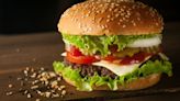 Adiós a la "Big Mac" en la UE; McDonald's pierde batalla y el derecho al nombre para sus hamburguesas de pollo
