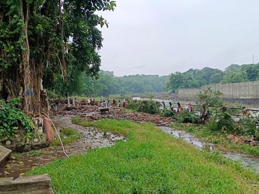Shahapur flooding: Residents blame officials’ mismanagement of Bharangi-Bhatsa river system, encroachments