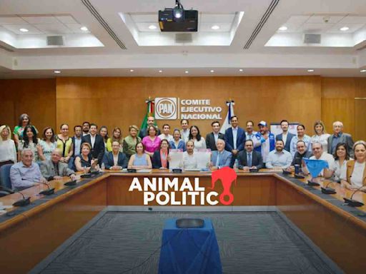 En ausencia de su candidata Xóchitl Gálvez, el PAN firma 17 compromisos para defender “la vida y la familia”