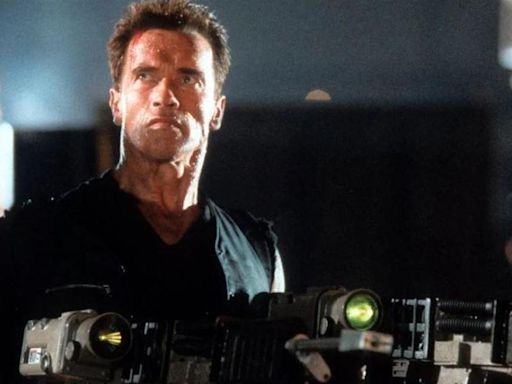 La película de hoy en TV en abierto y gratis: Arnold Schwarzenegger y James Caan protagonizan un icónico y entretenido thriller con grandes dosis de acción