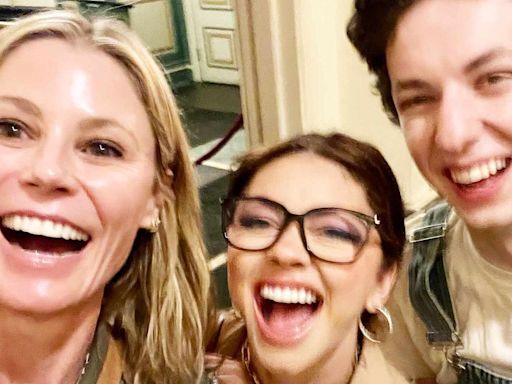 Julie Bowen Raves About Her 'Baby Girl' Sarah Hyland's Broadway Performance: 'Couldn't Be More Proud'