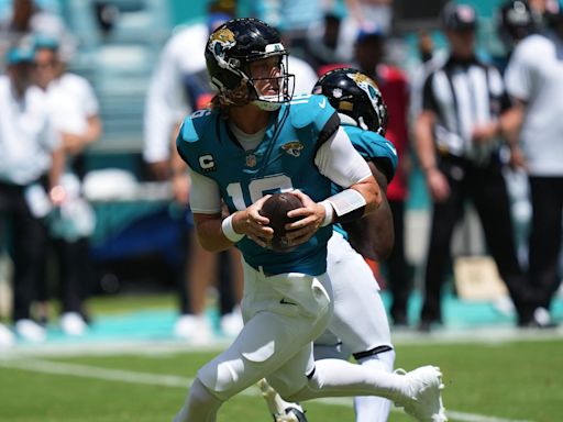 Dolphins charge back, beat Jaguars on last-second FG