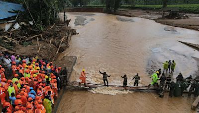 Kerala's Wayanad landslide: Army building bridge to marooned area