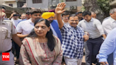 Sunita Kejriwal to take rein in absence of Arvind Kejriwal, AAP schedule a mega rally for her welcome | Jind News - Times of India