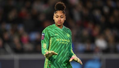 Lionesses star Khiara Keating hands Man City's WSL title bid massive boost amid goalkeeper injury crisis | Goal.com English Saudi Arabia