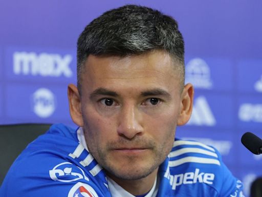 Charles Aránguiz es presentado en la U y abre la puerta a jugar el Superclásico ante Colo Colo - La Tercera