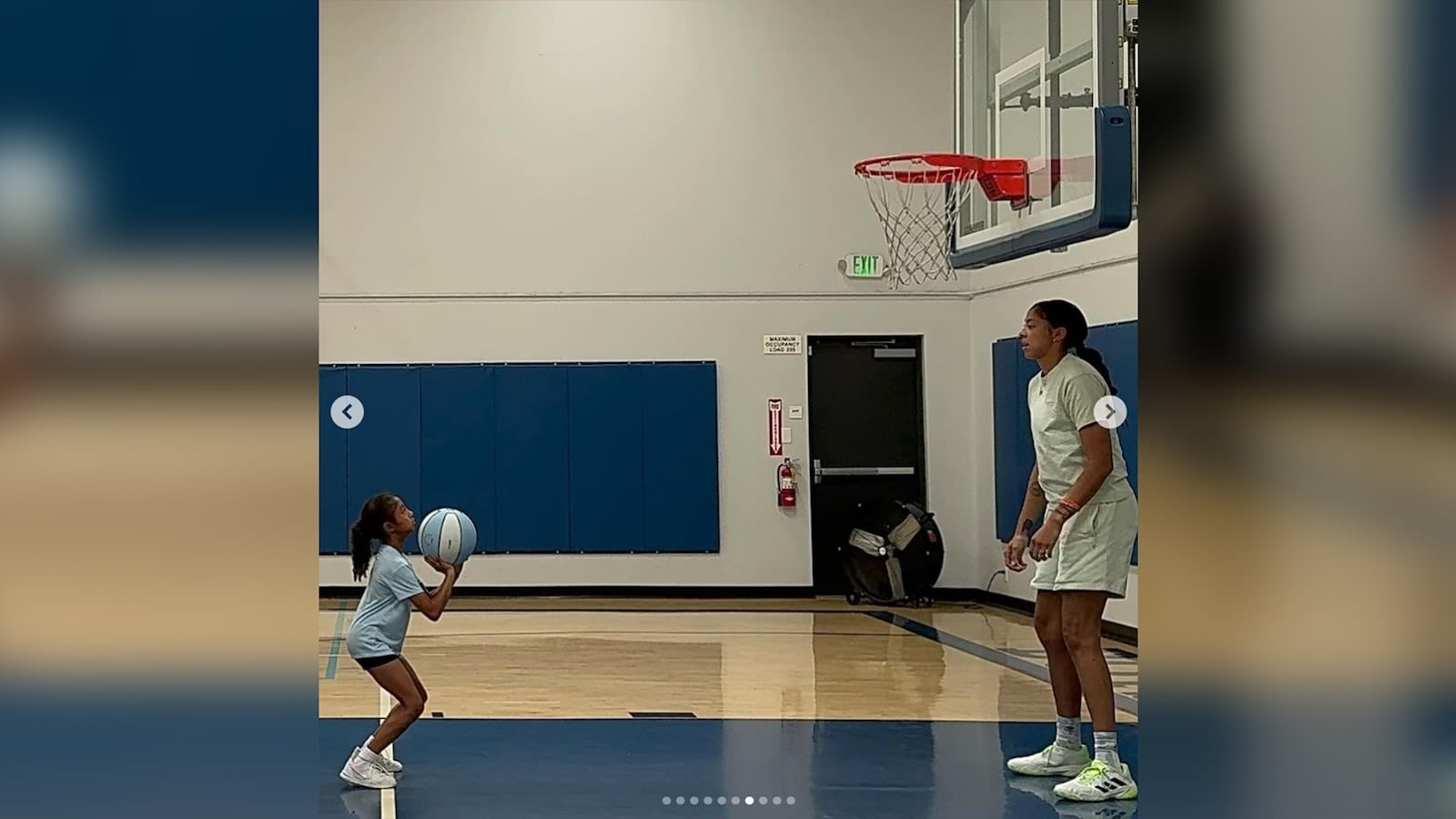 Candace Parker shares sweet photo with Bianka Bryant on basketball court: 'Legacy'