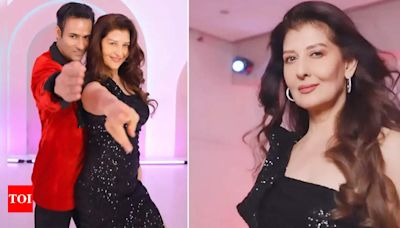 Salman Khan's ex-girlfriend Sangeeta Bijlani brings in her birthday in a shimmery black gown; netizens says can't believe she is 64 | Hindi Movie News - Times of India