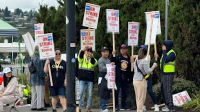 Striking Boeing machinists denounce company’s “Best and Final Contract Offer”