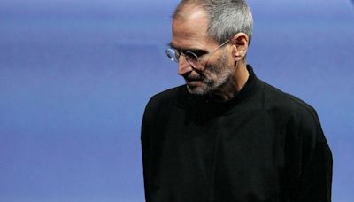 5 ChatGPT Prompts To Apply Steve Jobs’ Wisdom To Your Business