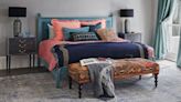 Bed pillow arrangements: how to set up your bed according to size and style