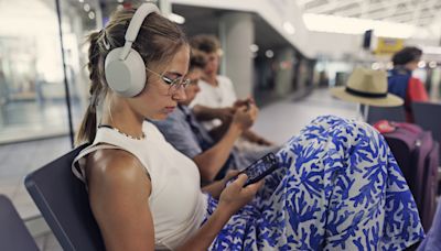 The 8 best noise-cancelling headphones for flying in 2024