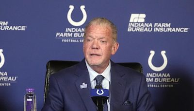 Indianapolis Colts owner Jim Irsay makes 1st trip to training camp since his December fall