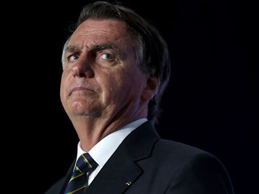 Agencia de espionaje de Brasil intentó desbaratar la investigación sobre el hijo de Bolsonaro, según documentos judiciales