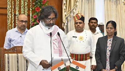 Hemant Soren's lightning oath: Takeover as Jharkhand CM within hours of governor invite