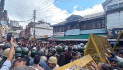 Himachal Pradesh Mosque Controversy: Protests erupt amid scuffles and calls for demolition