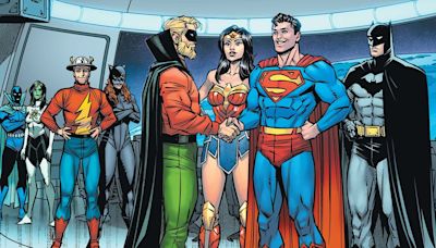 JSA's Jeff Lemire says a Justice Society/Justice League crossover is "inevitable" - "If we didn't try to do something really cool, it would be neglecting the readers"