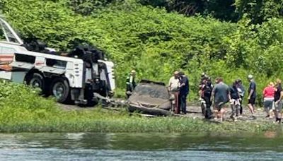 Car pulled from Allegheny River connected to 2013 missing person case through license plate