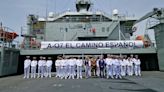 El buque de transporte 'El Camino Español' se instala en Cartagena