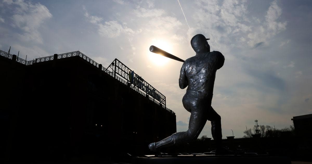 Slugger Hank Aaron and his statues