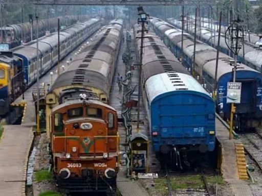 Indian Railways monsoon preparedness: Western and Central Railways gear up to ensure uninterrupted train services in Mumbai