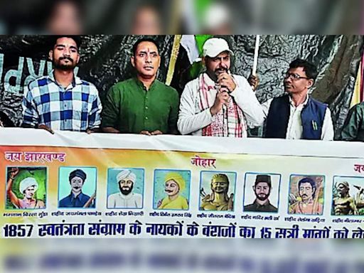 Descendants of Tribal Freedom Fighters Demand Jobs and Pensions | Ranchi News - Times of India