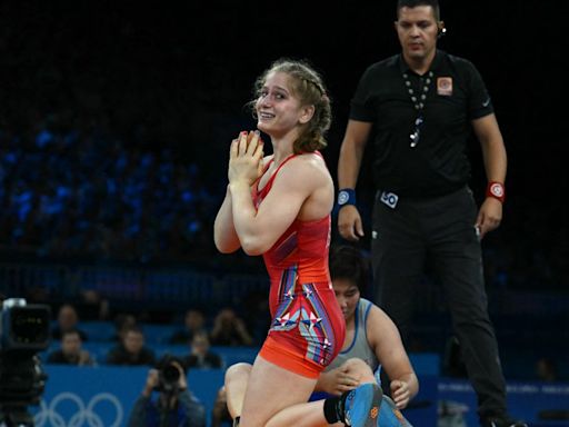 Team USA wrestler Amit Elor vies for gold