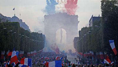 JO Paris 2024 : les athlètes français sur les Champs-Élysées le 14 septembre pour une parade olympique