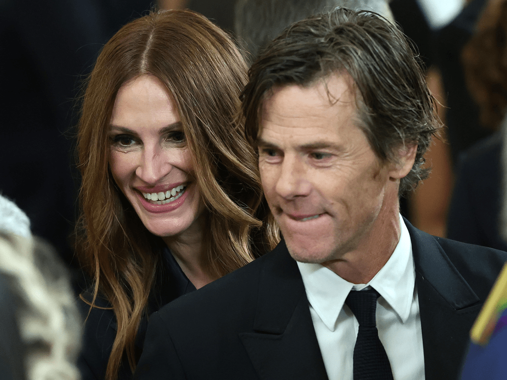 Julia Roberts & Danny Moder's Wimbledon Appearance Quieted the Rumors About Their Marriage