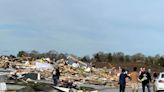 Tornados arrasaron casas y derribaron edificios en Nebraska e Iowa - La Opinión