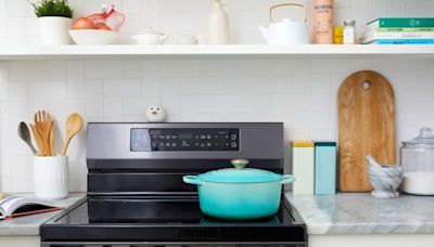 Le Creuset's Memorial Day Sale Has So Many Kitchen Gems — Starting at $22!