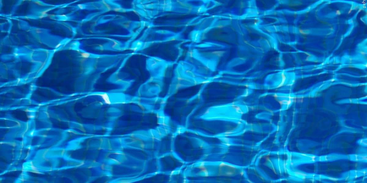 2-year-old hospitalized after being pulled from pool in Chandler