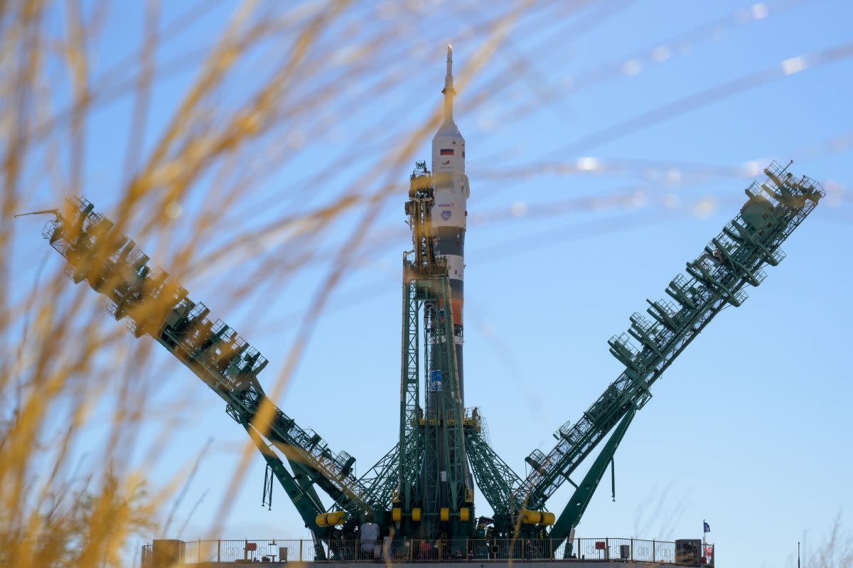 Russia's Soyuz rocket launch to ISS called flawless for NASA veteran's first space trip in decade