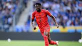 ‘Look at how he plays’… €120m Barcelona player used as an example to critique Alphonso Davies