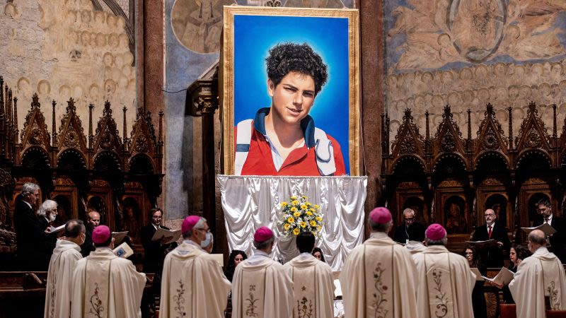 Video-gaming teenager to become first Catholic millennial saint as pope and cardinals approve canonization | CNN