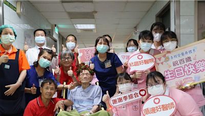 台中101歲人瑞醫院歡度生日 醫護暖心相伴 - 寶島